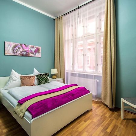 Ruzova Apartment By Ruterra Prag Eksteriør billede
