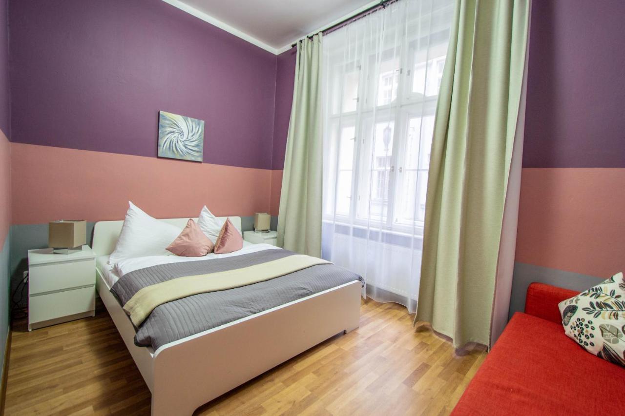 Ruzova Apartment By Ruterra Prag Eksteriør billede