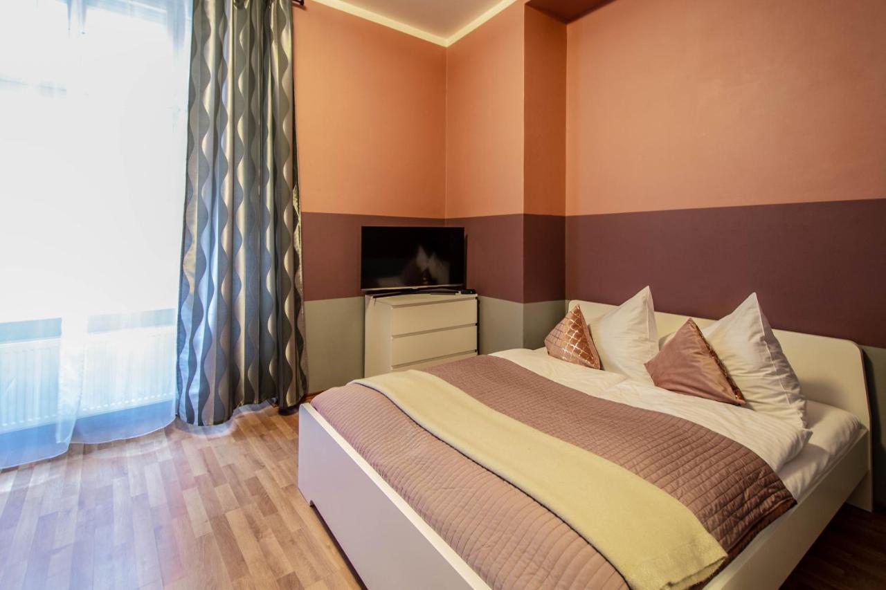 Ruzova Apartment By Ruterra Prag Eksteriør billede