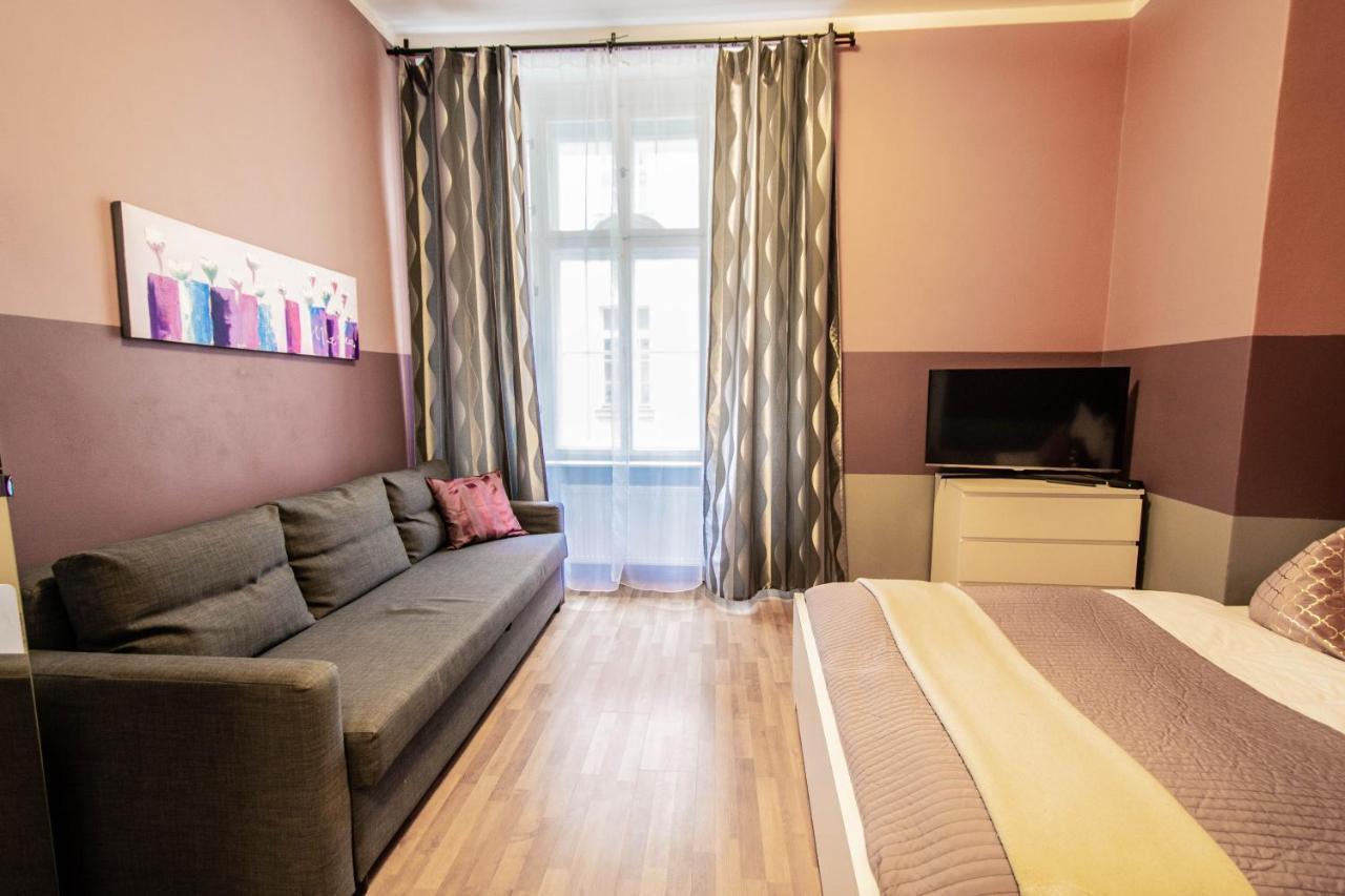 Ruzova Apartment By Ruterra Prag Eksteriør billede